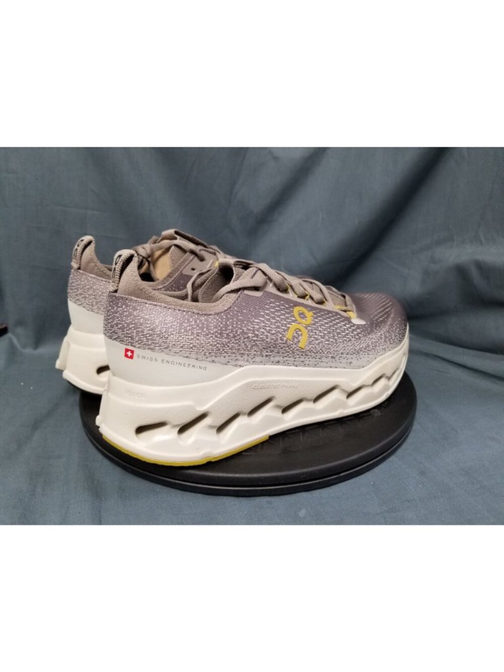 On Running Cloudsurfer Max Cinder Pelican Men's Size 9 NEW NO BOX! - Picture 8 of 11